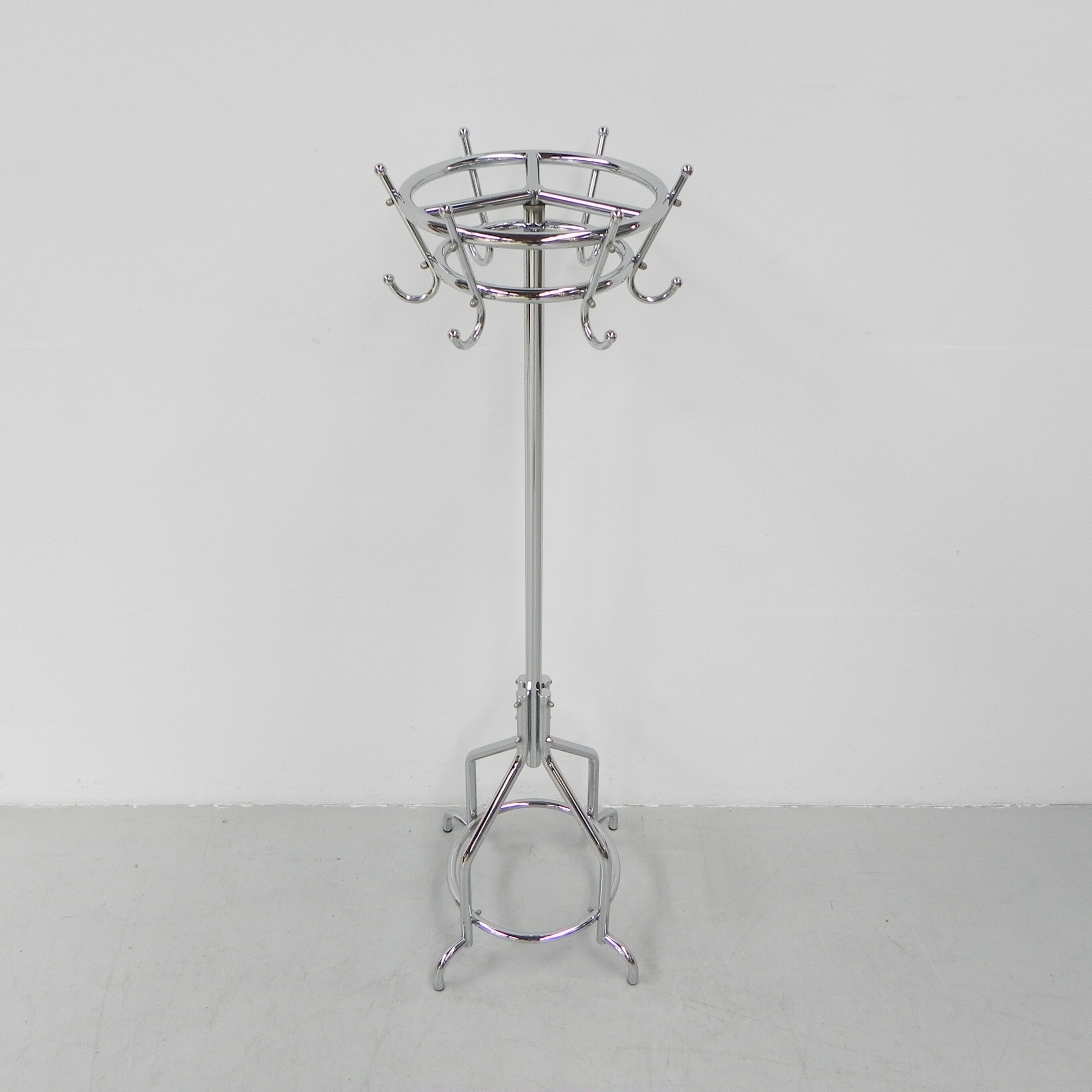 Standing chrome-plated Tubax coat rack