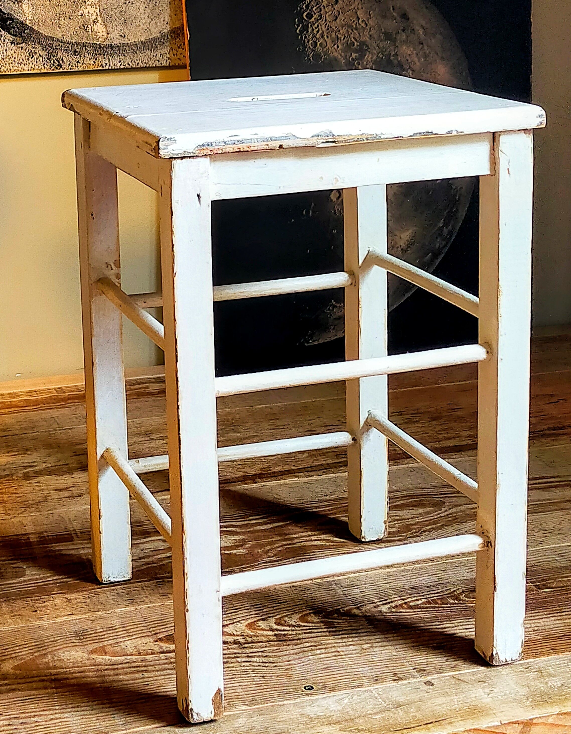Workshop stool in vintage patinated solid wood
