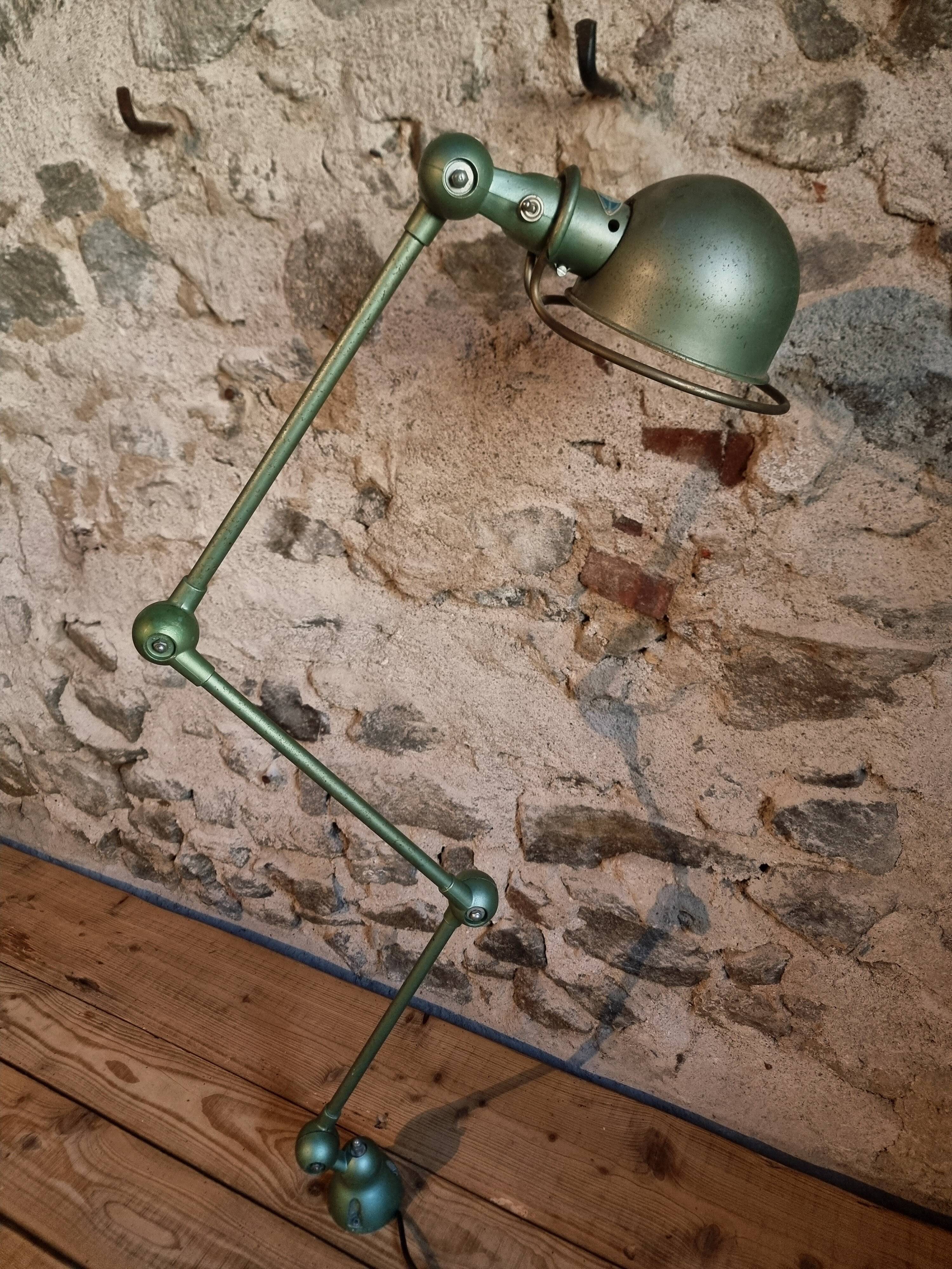 Lampe industrielle vintage Jieldé à 3 bras verte – Lampe de travail française réglable B22