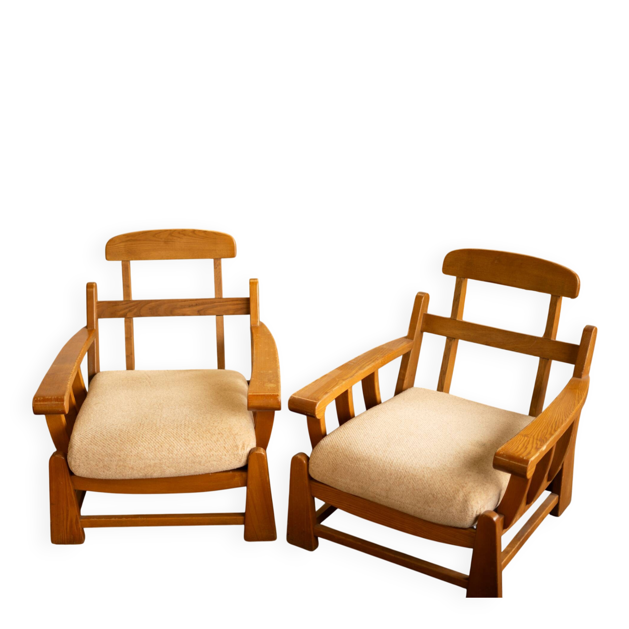 Fauteuils en orme édité par Maison Regain 1980