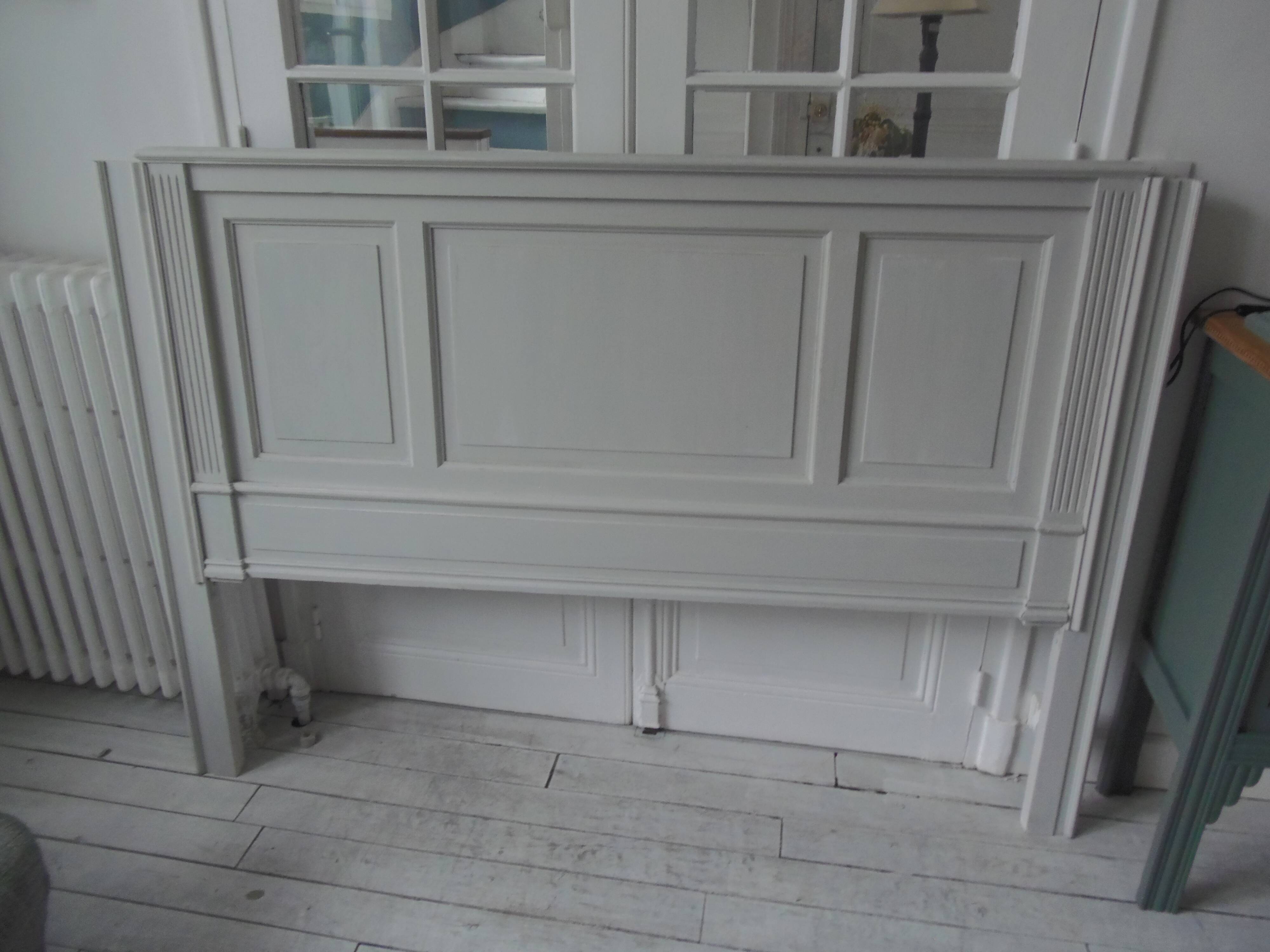 Headboard from the 1930s for a 160 bed in pearl gray patinated solid oak