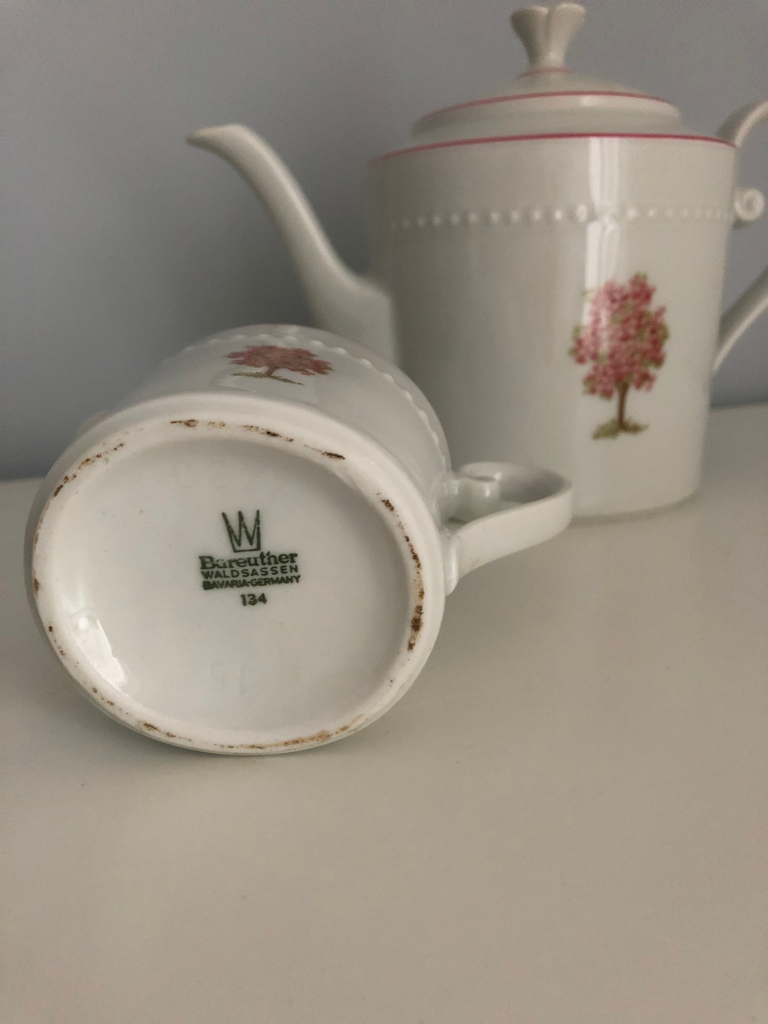 Teapot set and milk pot bareuther waldsassen Bavaria Germany