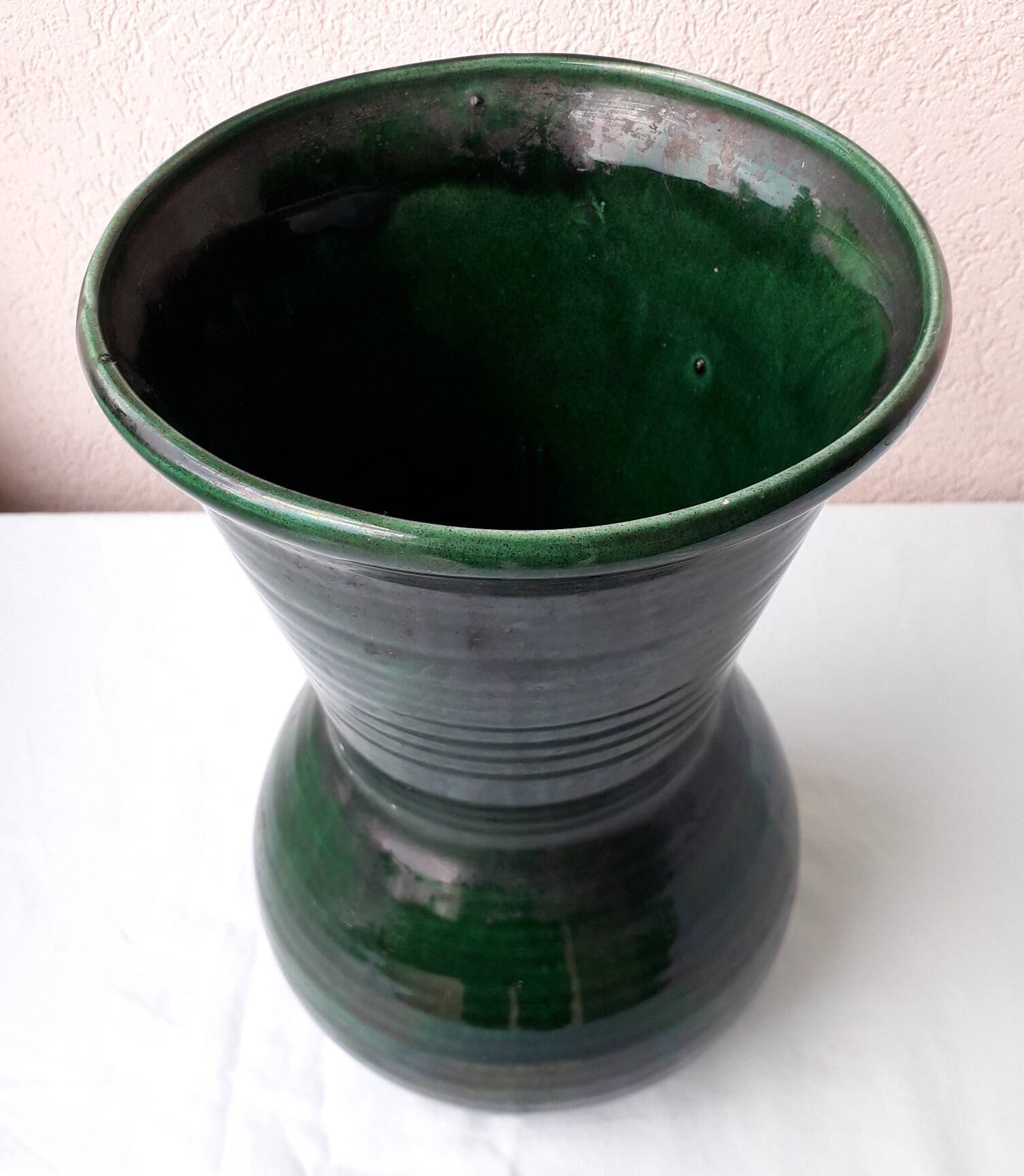 Green ceramic vase