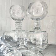 Set of 8 wine glasses