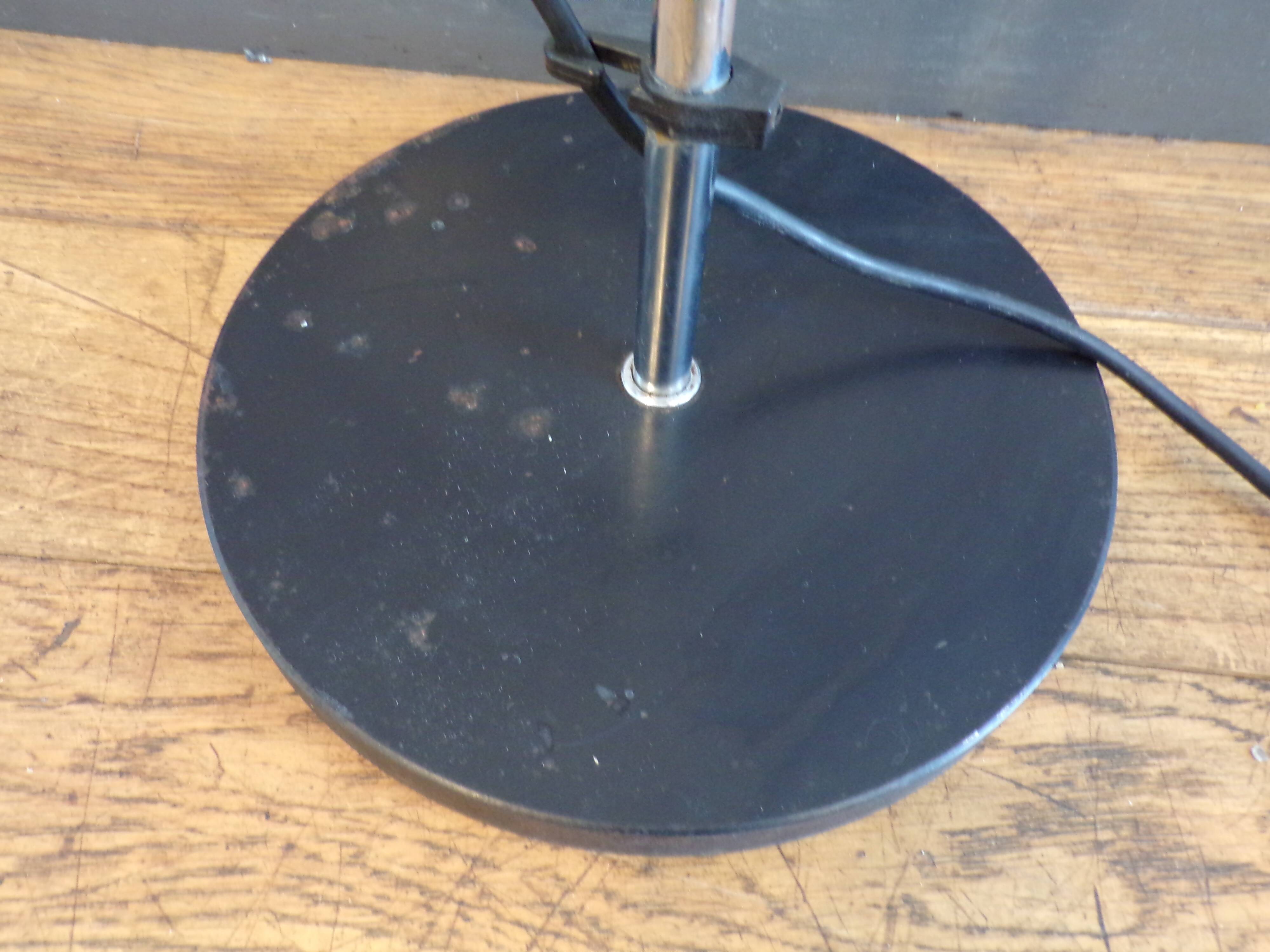 Eye-ball staff floor lamp Leuchten