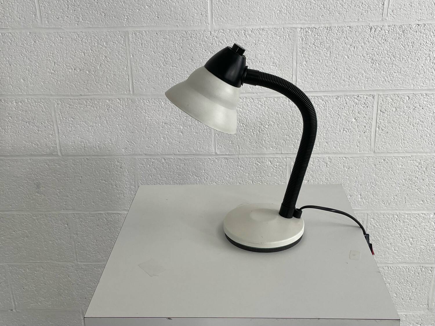 Lampe de bureau vintage Aluminor année 70