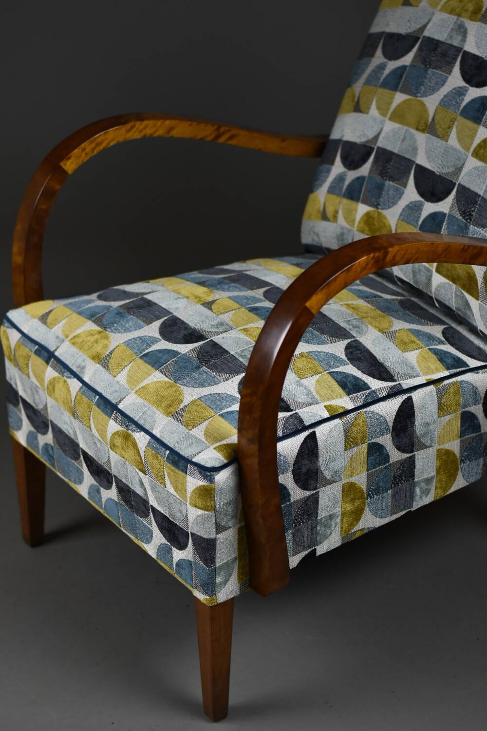 Modernist armchair from the 1930s/40s – Birchwood, original springs, fully