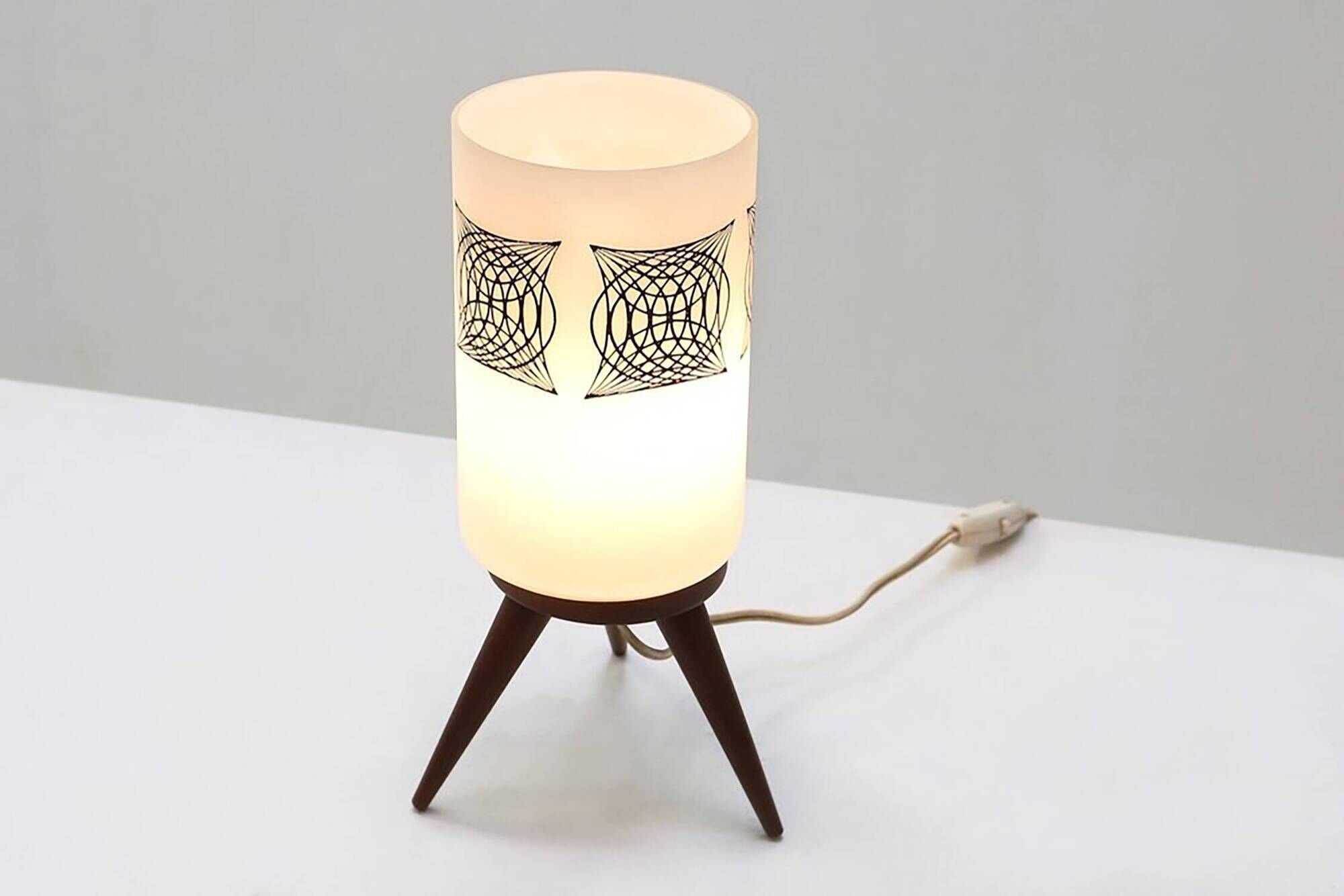 Mid-Century Modern French Table Lamp with Opaline Glass Shade, 1960s