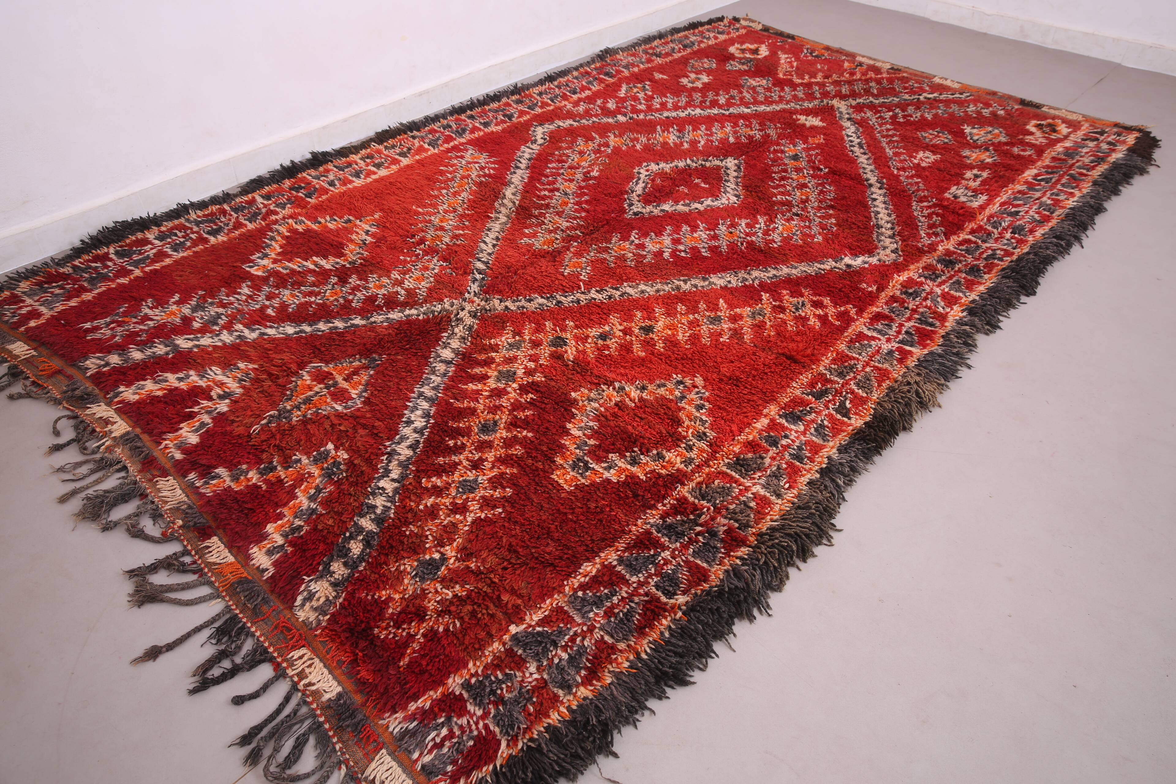 Tapis marocain vintage rouge 220 x 356 cm - Tapis en laine berbère rare - Tapis fait main