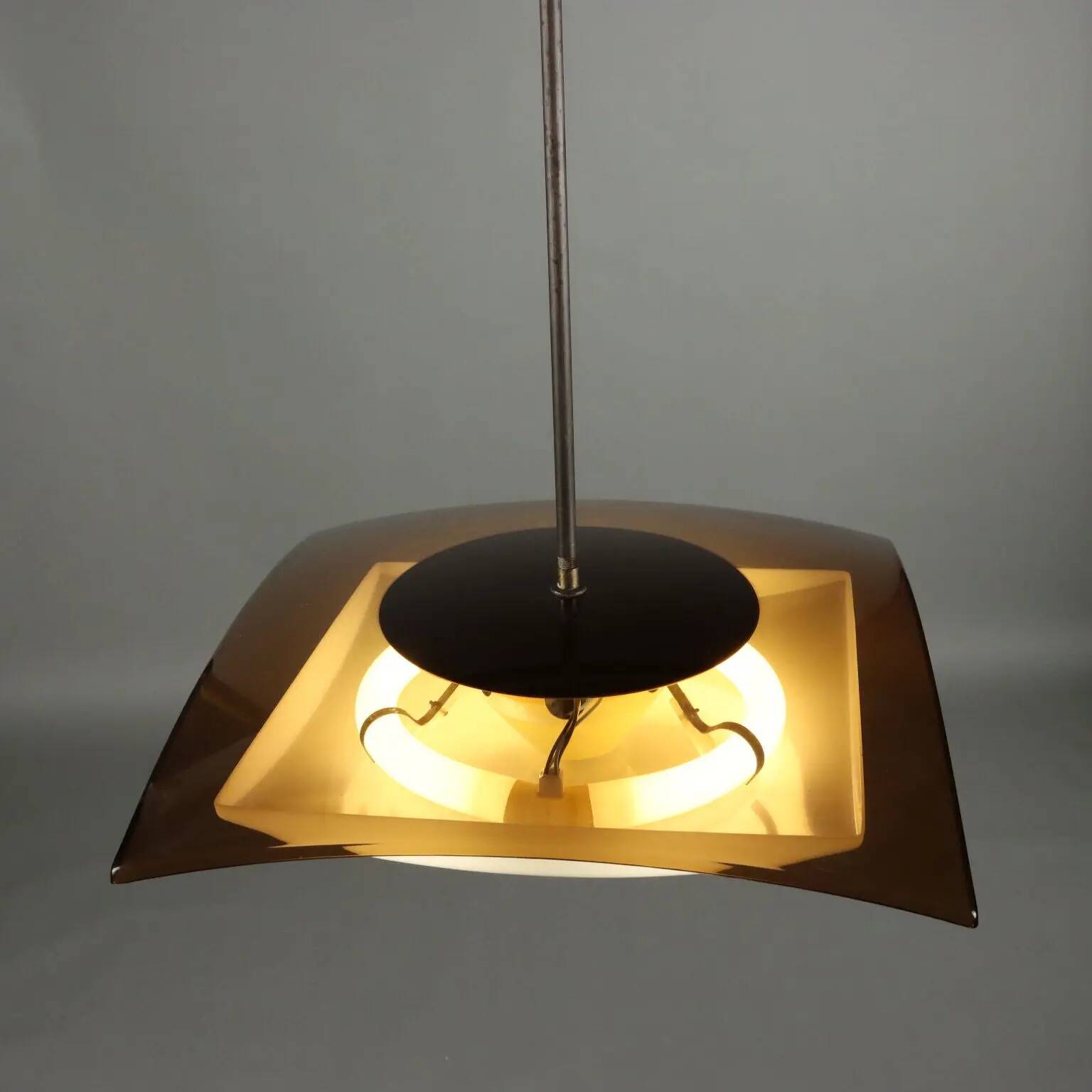 Vintage Stilux suspension from the 1960s in methacrylate.