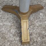 Bistro pedestal table