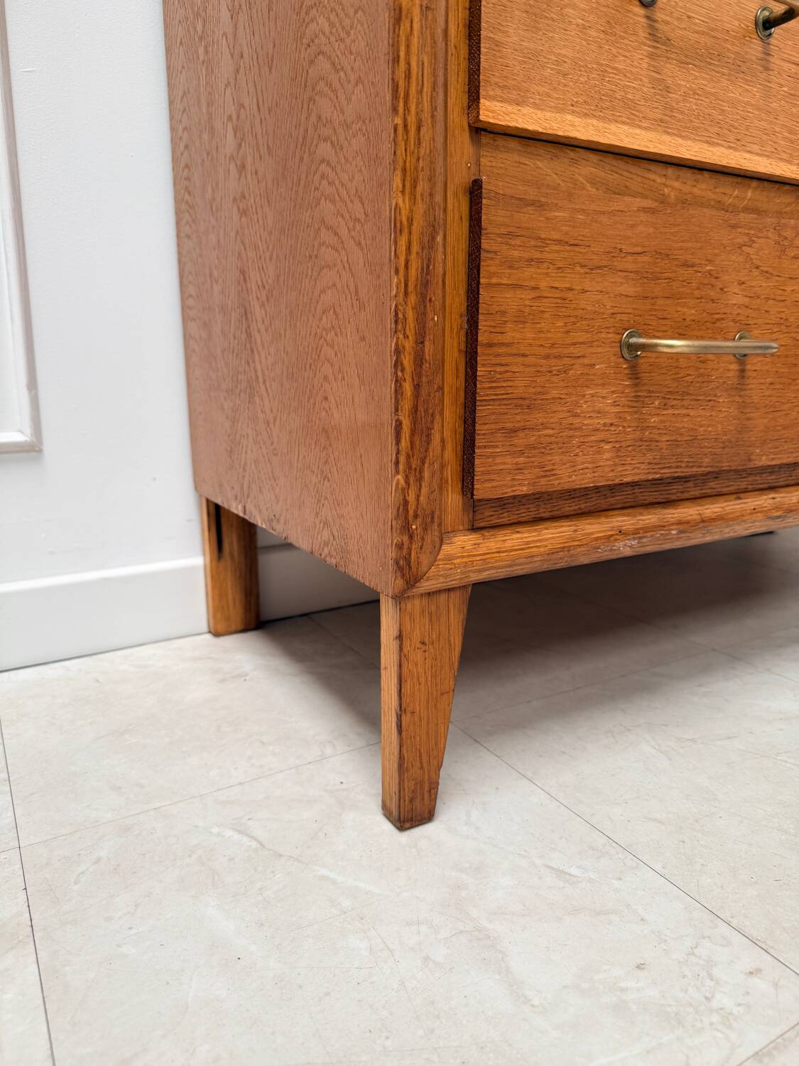 Vintage 1950s chest of drawers