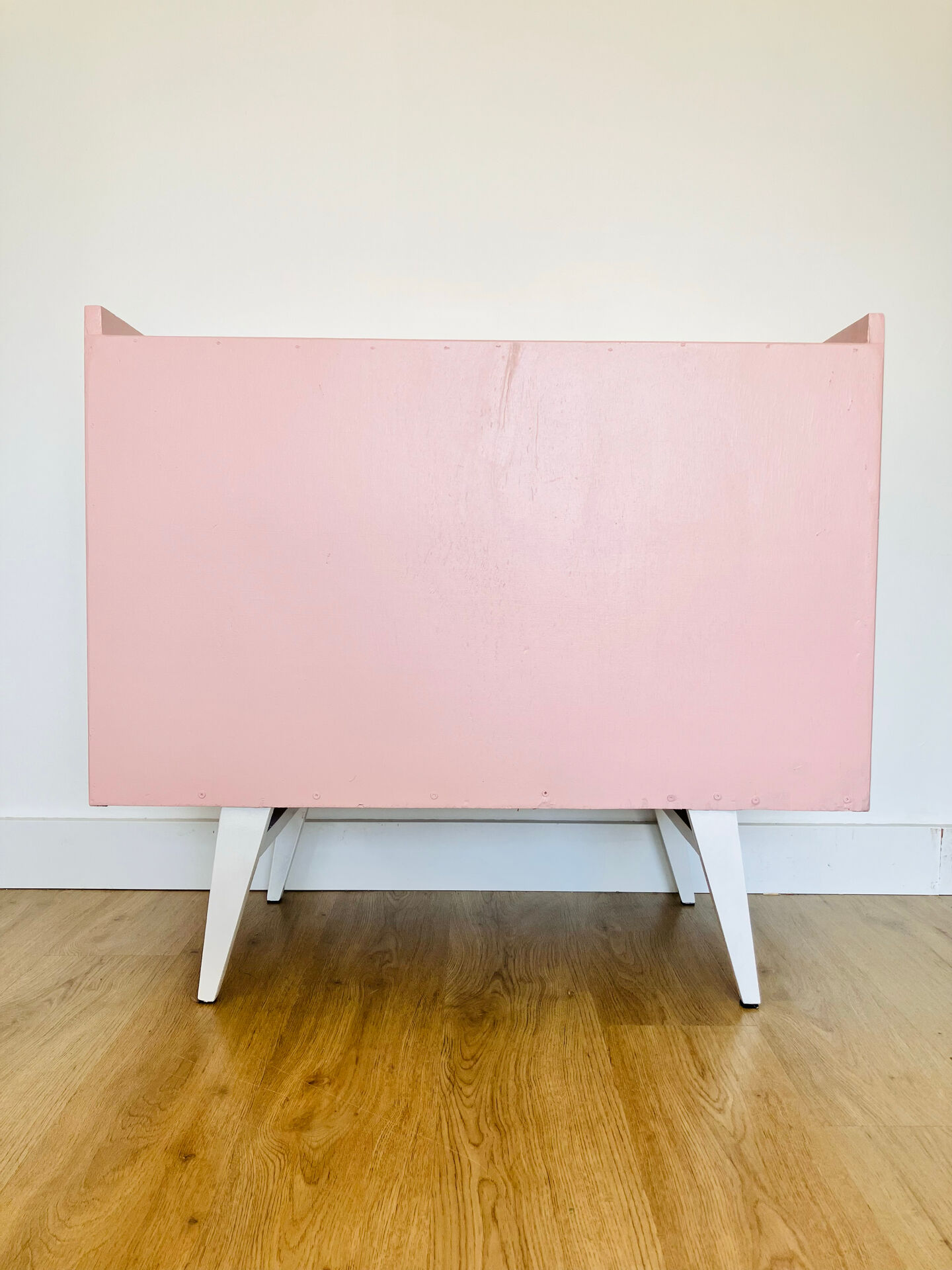 1950s pink and gold chest of drawers