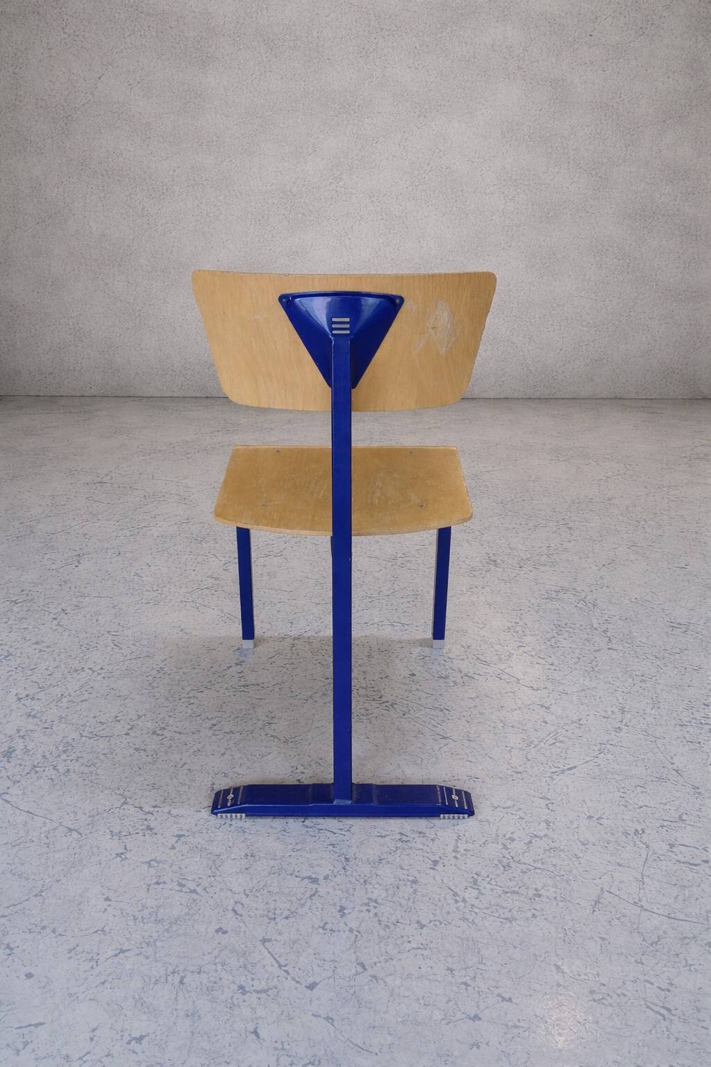 Lot 6 chaises vintage style Marko N1 – piètement trépied