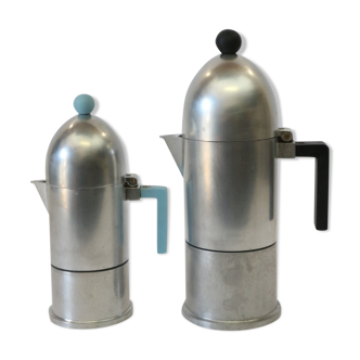 Deux cafetières par Alessi, La cupola, Aldo Rossi design