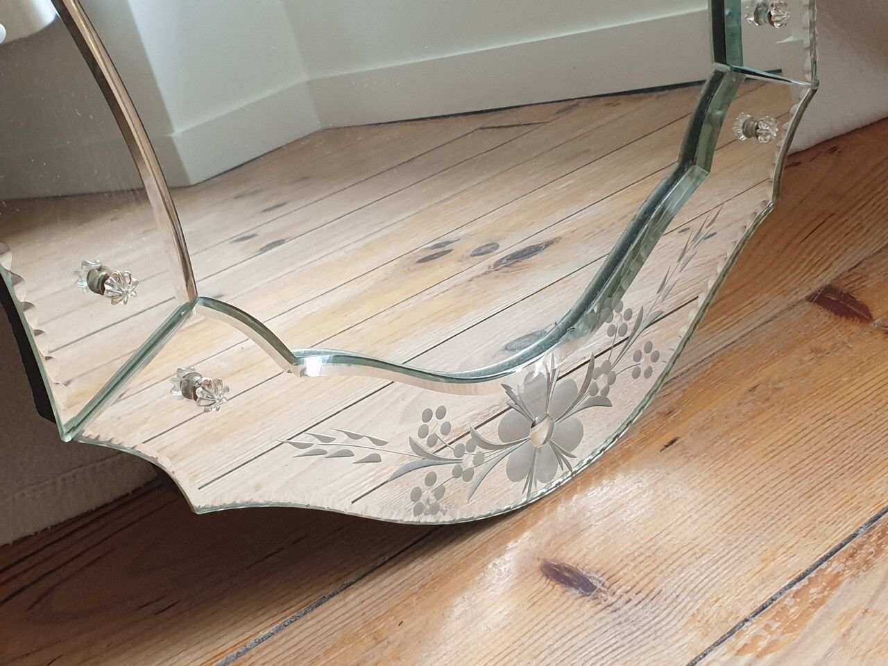 Old Venetian mirror 86/59