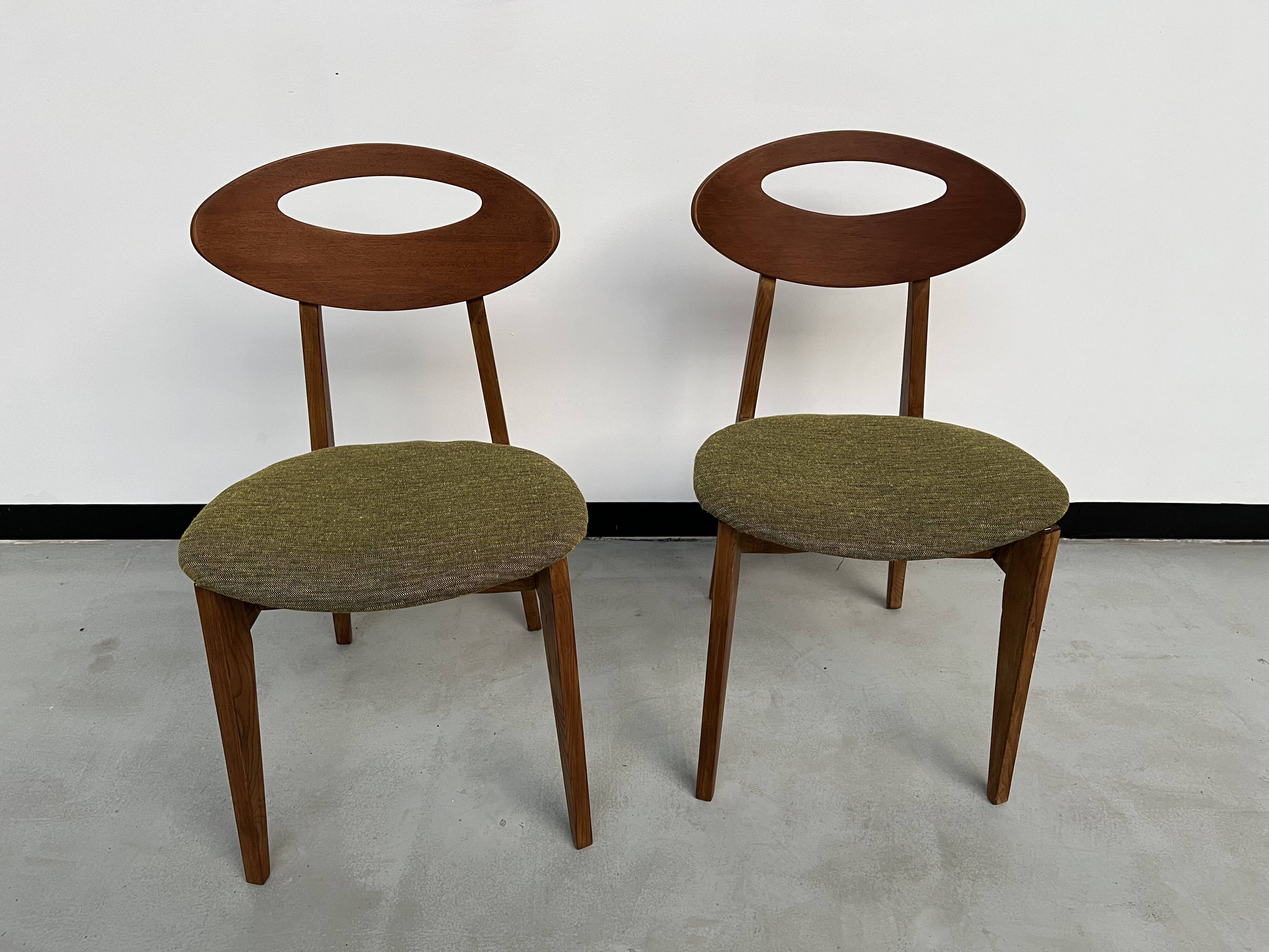 Duo de chaises Roger Landault pour Sentou