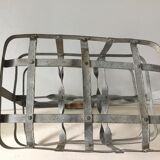 Zinc bottle locker, called "6 holes"