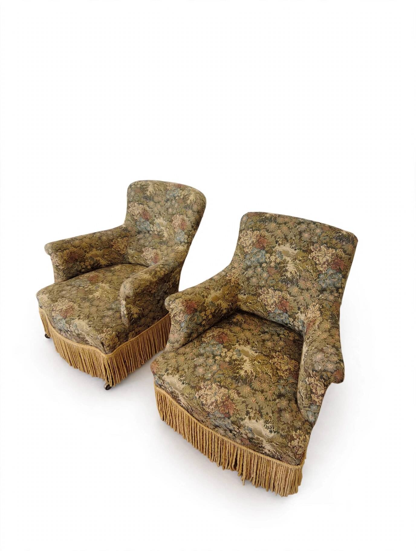 Pair of crapaud armchairs, antique floral upholstery, Napoléon III period.