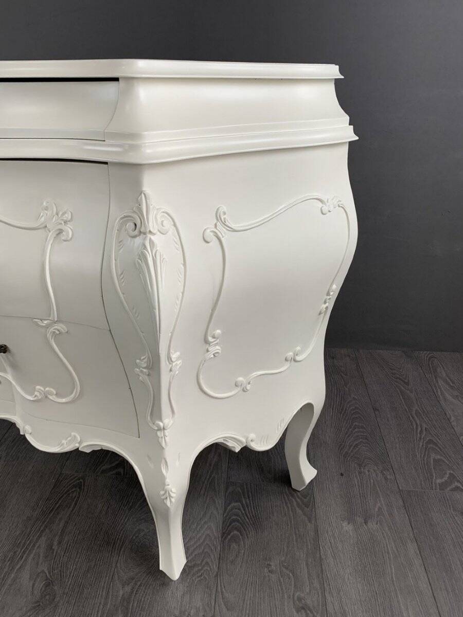 Louis XV Style Bedroom Set, Chest of Drawers and Two Bedside Tables, 20th Century