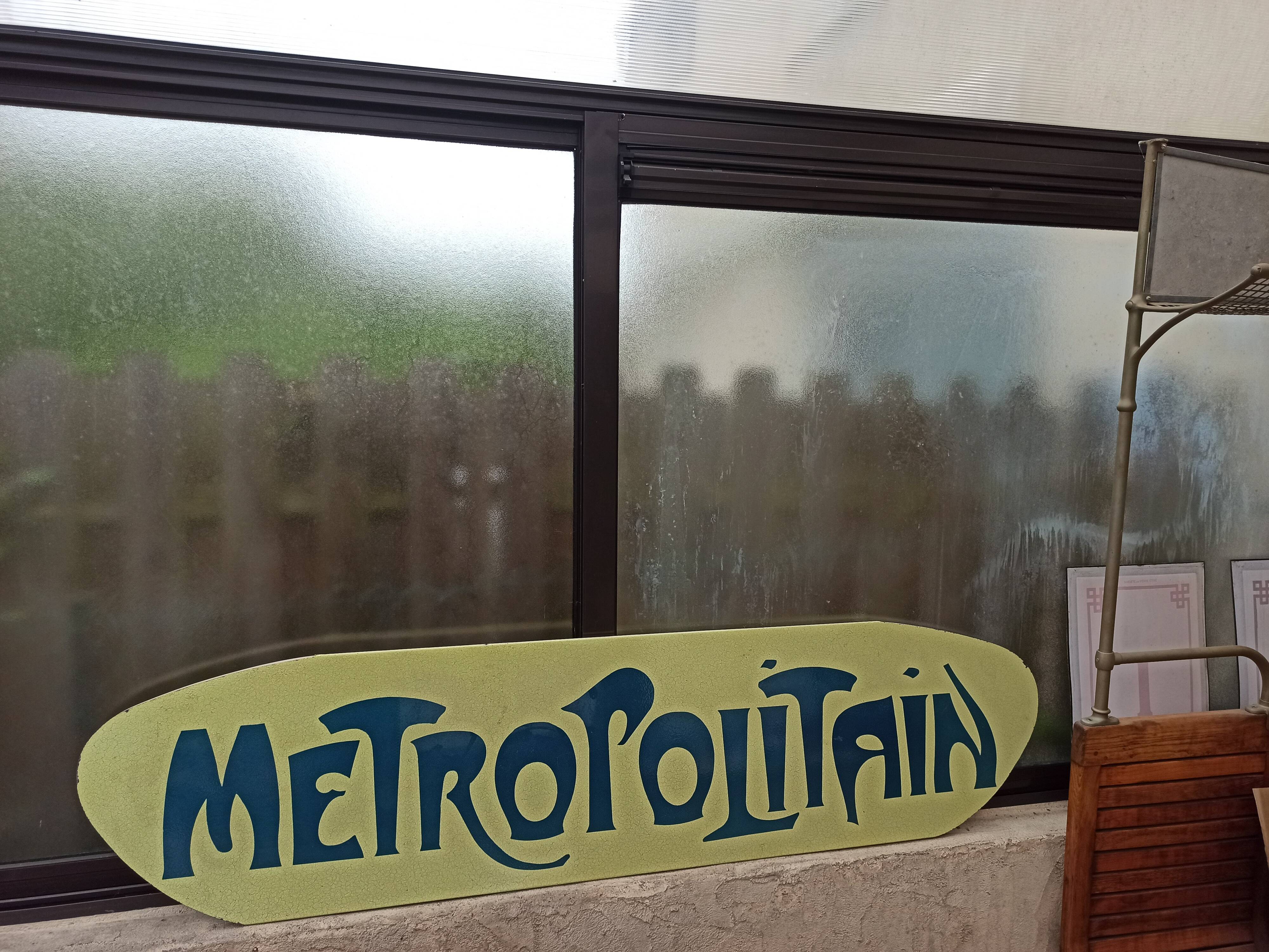plaque emaillée metropolitan