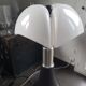 Lampe Pipistrello de Gae Aulenti pour la maison martinelli luce