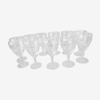 Lot de 11 verres à digestif en cristal