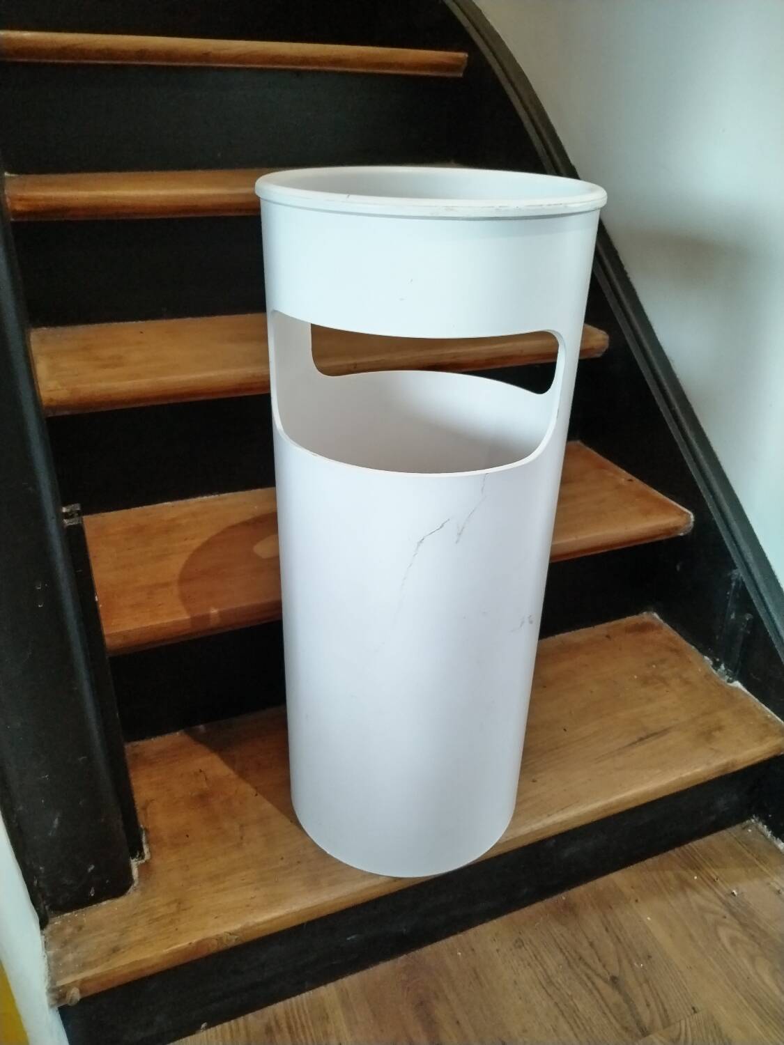 Kartell umbrella stand by Gino Colombini