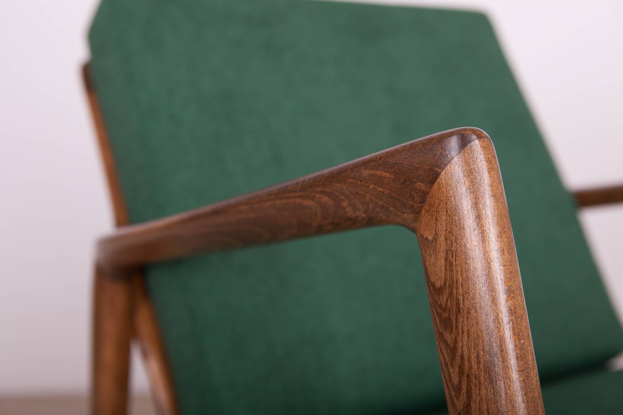 300-139 Armchairs from Swarzędzka, 1960s, Set of 2