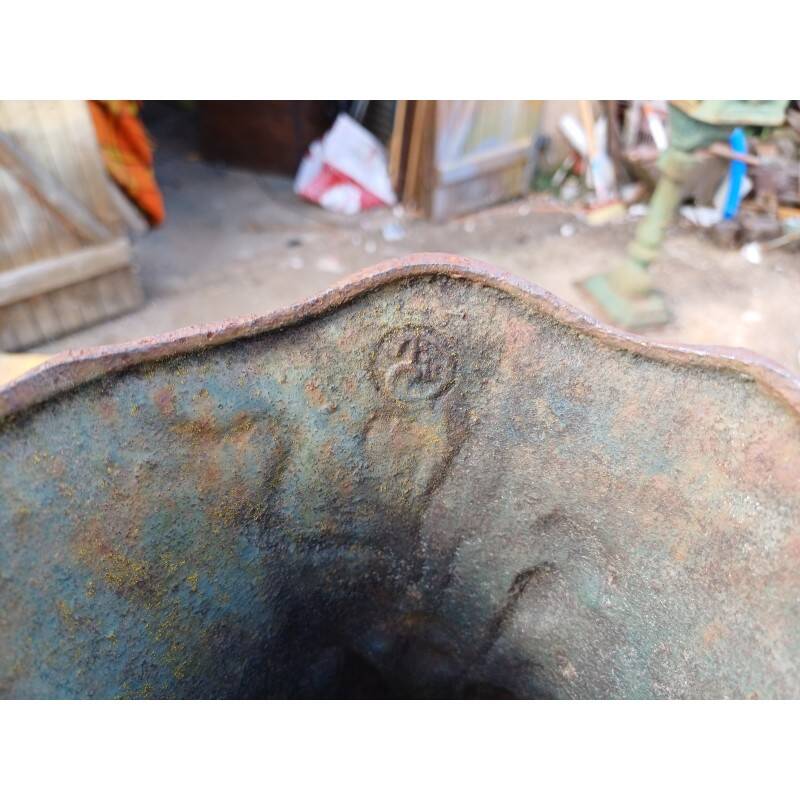 3 cast iron vases 1900 Charleville-Mézières