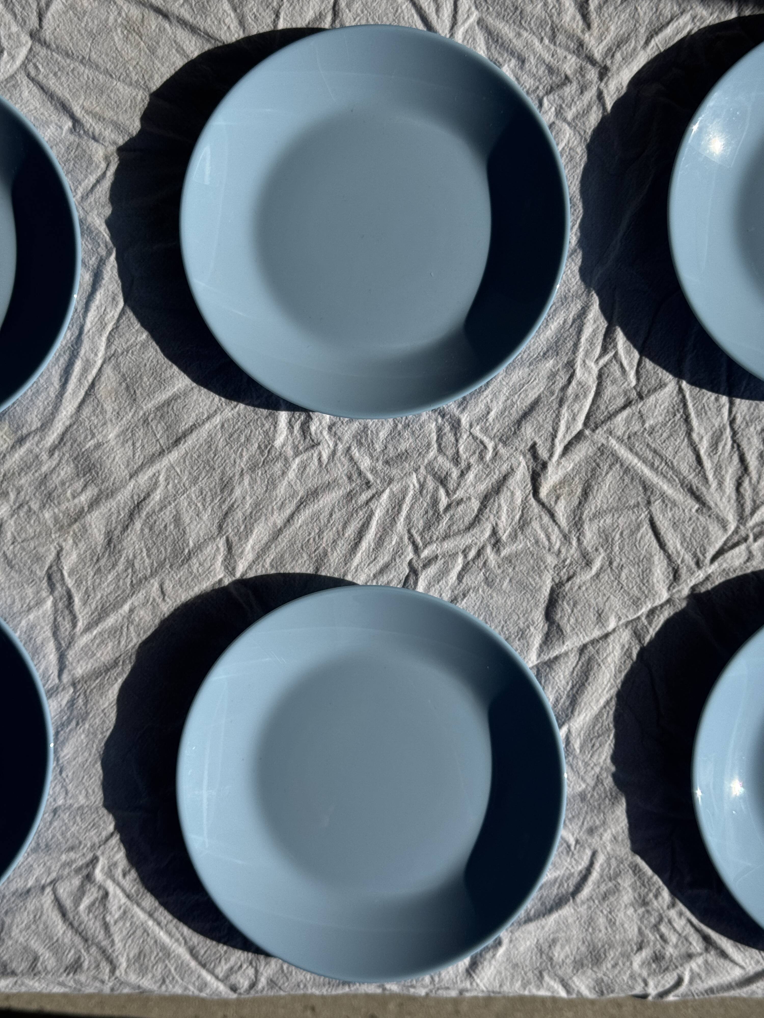 Set of 6 vintage blue dessert plates D18 (1)