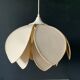 Suspension fleur de lotus vintage