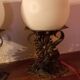 Paire de lampes vintage en fer forgé et opaline des années 60