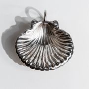 Silver-plated Shell Bowls, Set of 2, Vintage 1960s Italian Design, Silver Metal Condiment Dishes