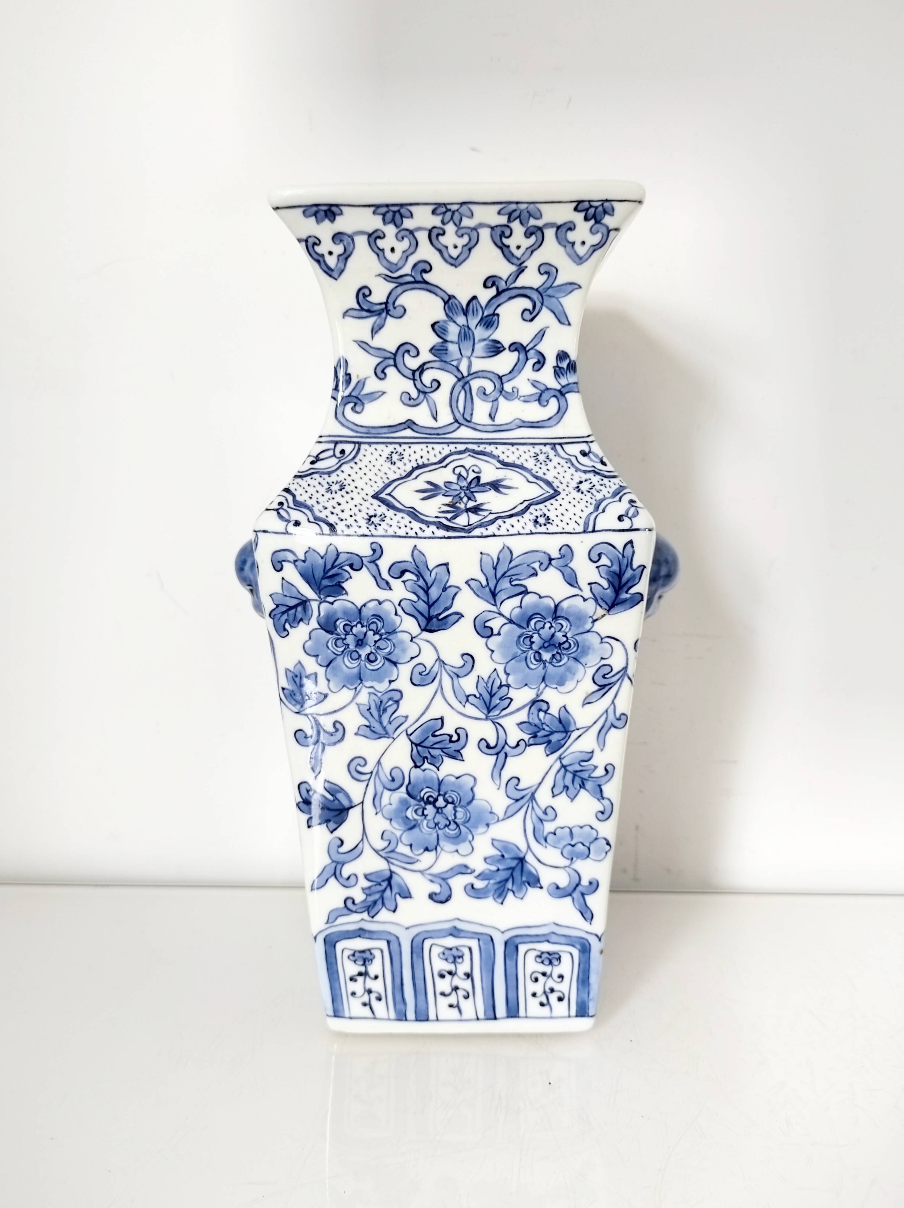 Recent hand-painted Chinese vase
