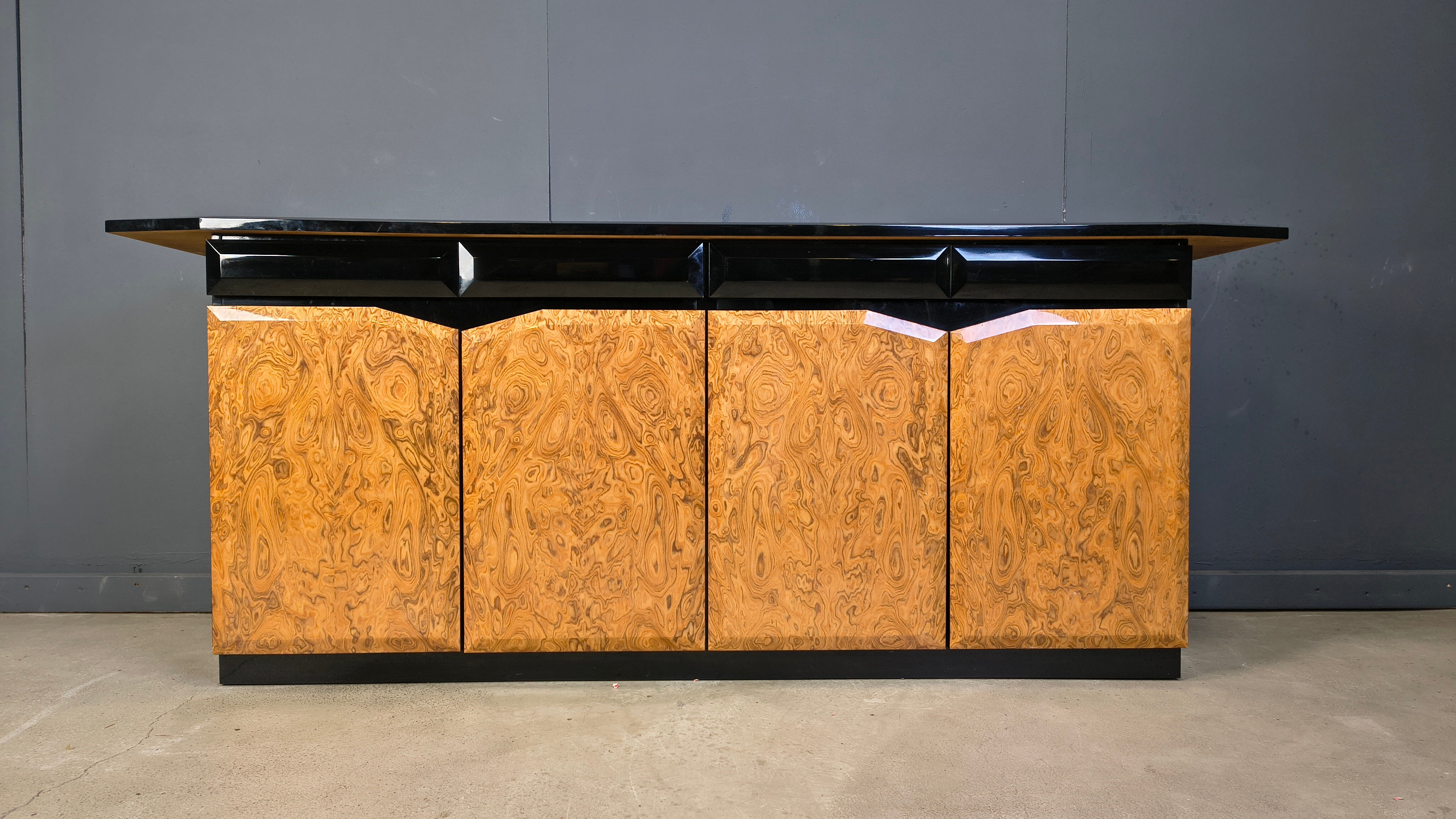 Vintage lacquer and burl wood credenza, 1980s