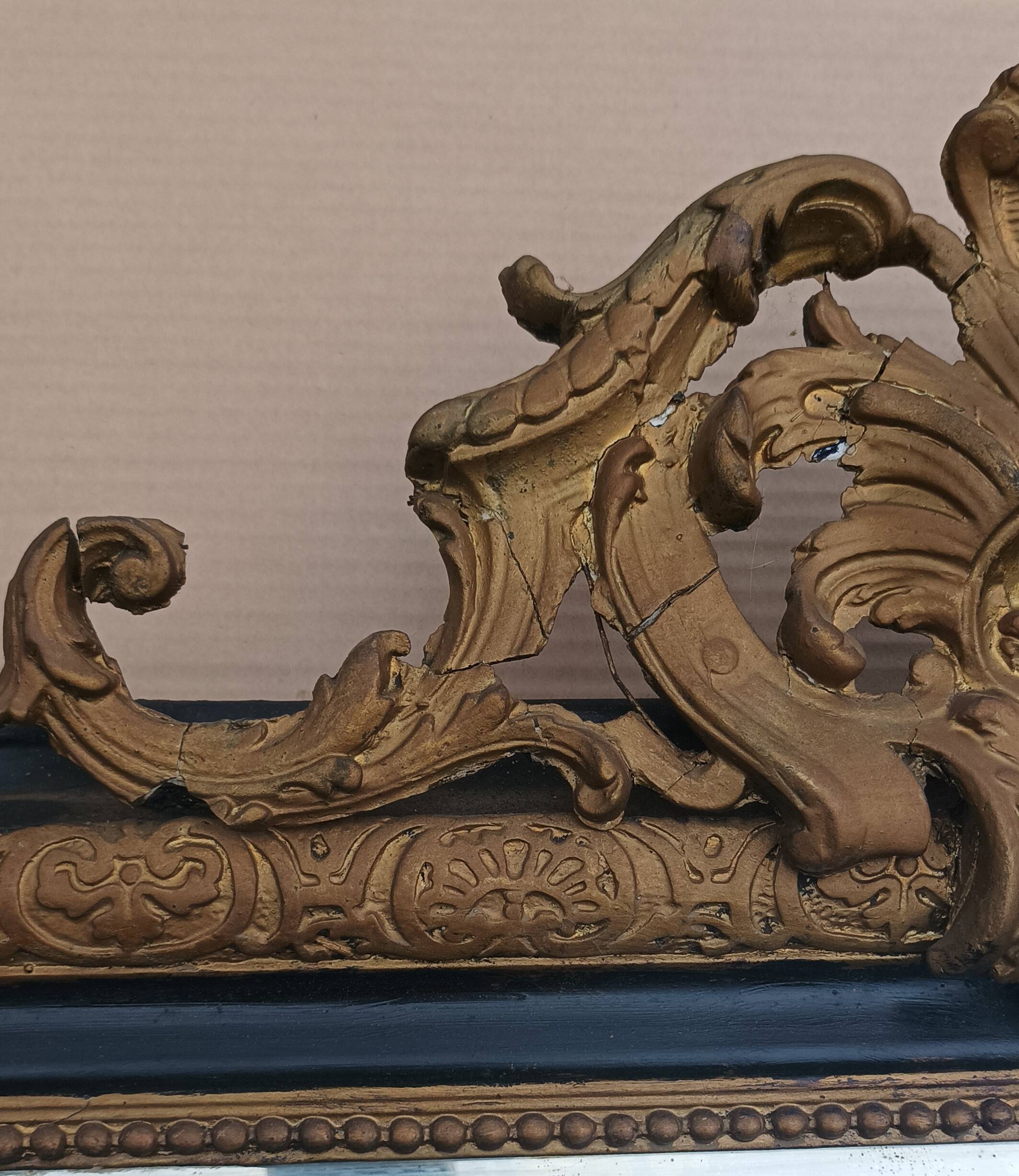 Napoleon III period mirror in wood and stucco