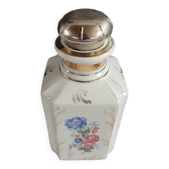 Perfume bottle