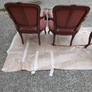Paire de fauteuils avec ses reposes pieds style Louis Philippe en noyer