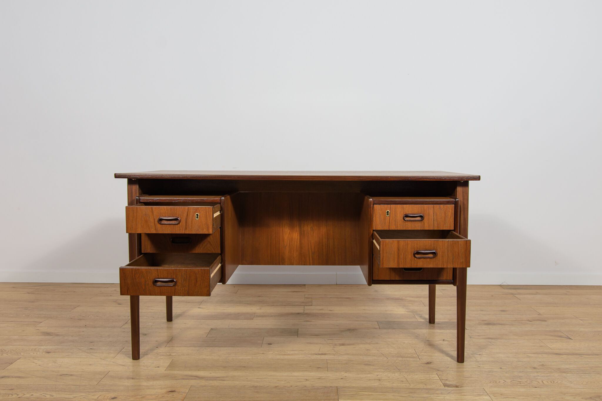 Mid-Century Freestanding Teak Desk, Denmark, 1960s
