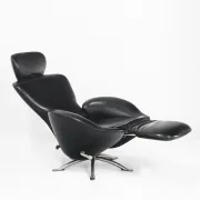 "Dodo" armchair in black leather. Design by Toshiyuki Kita. Cassina. Italy.