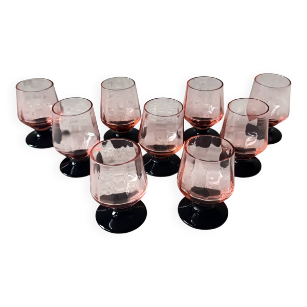 9 verres à liqueur français rose pied noir vintage france