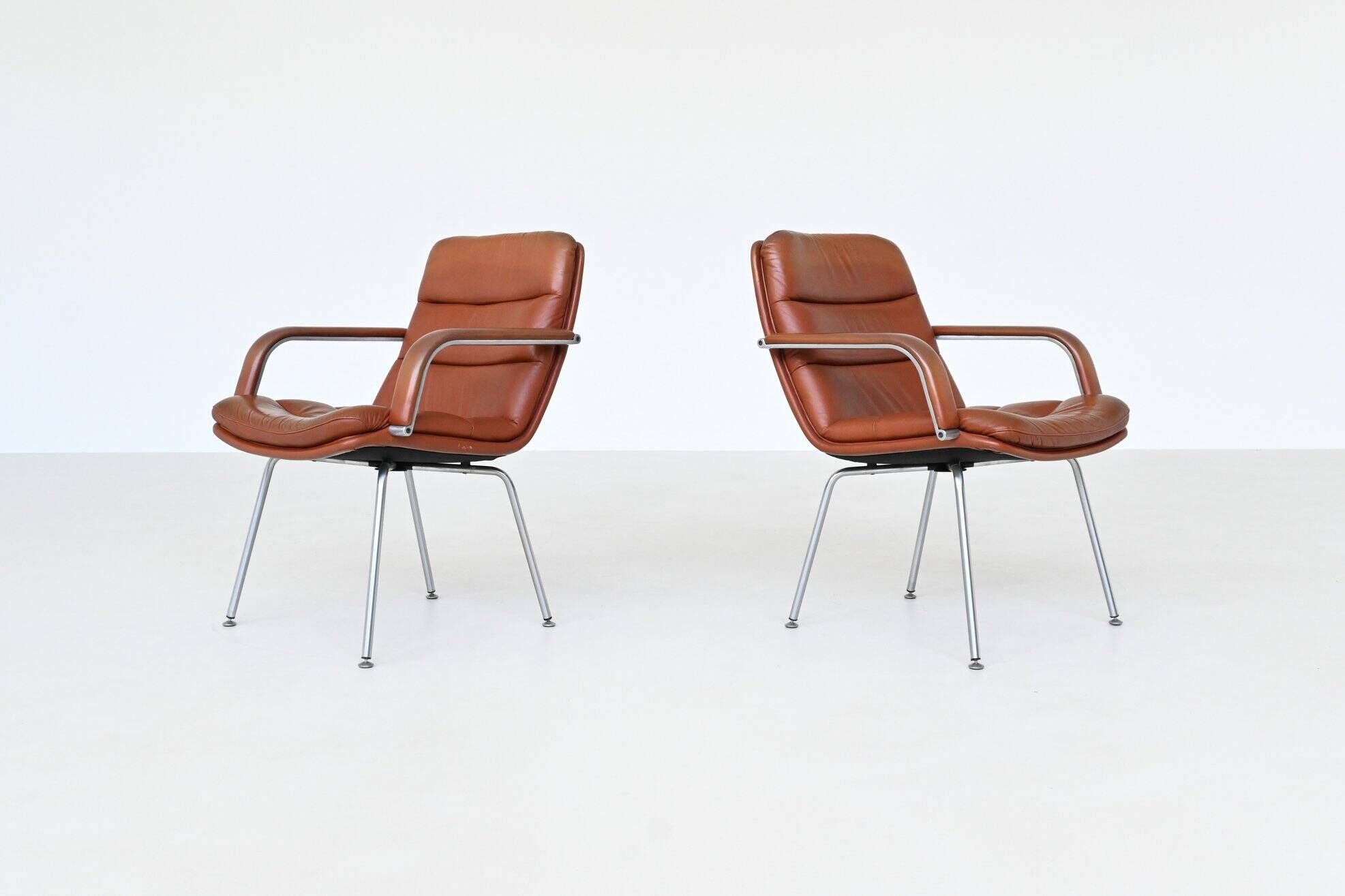 Geoffrey Harcourt pair of armchairs in leather Artifort The Netherlands 196