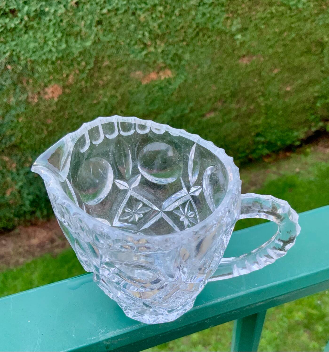 Hand-cut crystal cream jug - Vintage charm