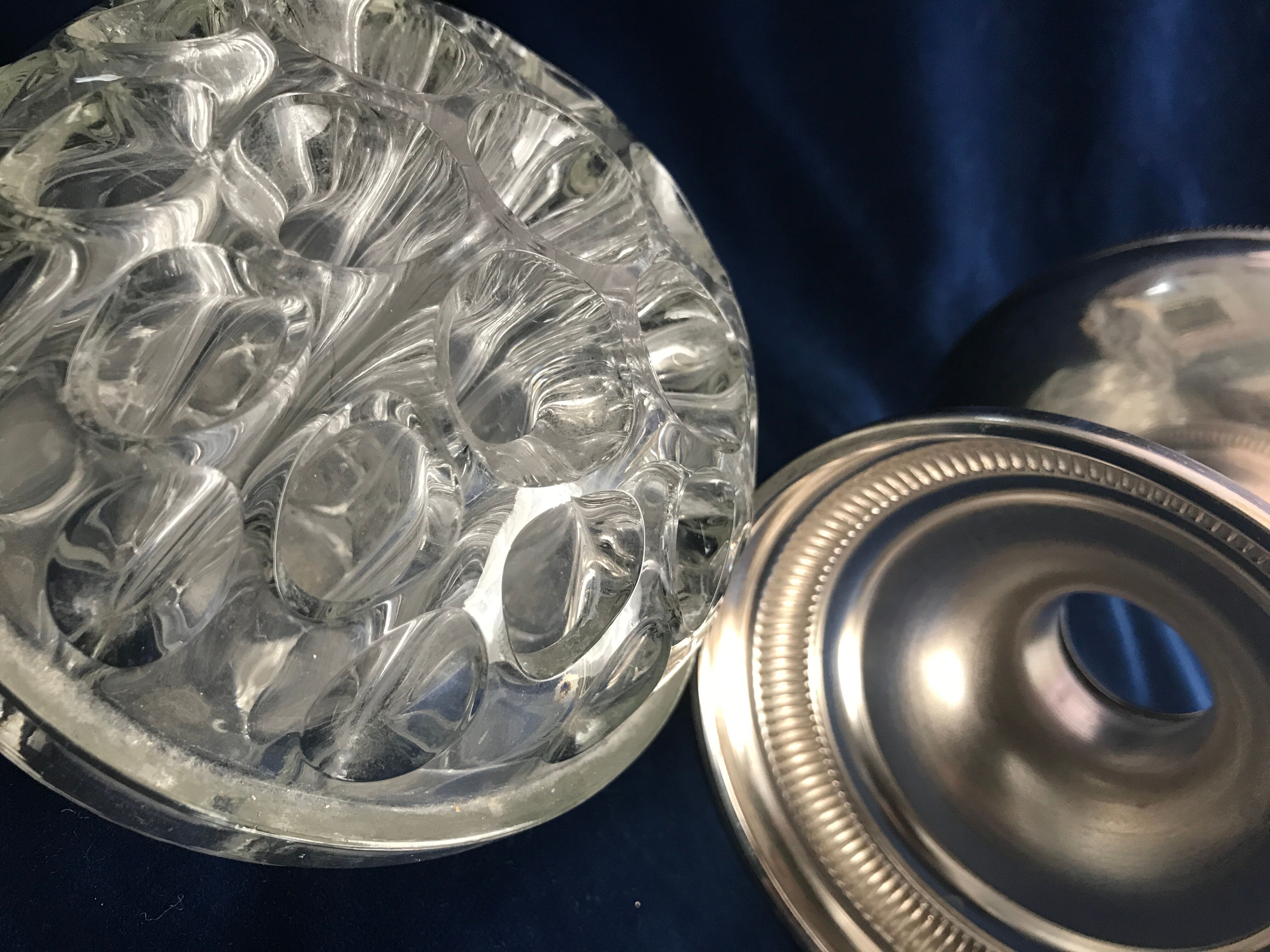 Vase pique flowers in Reims glass