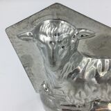 Pascal lamb ice mold