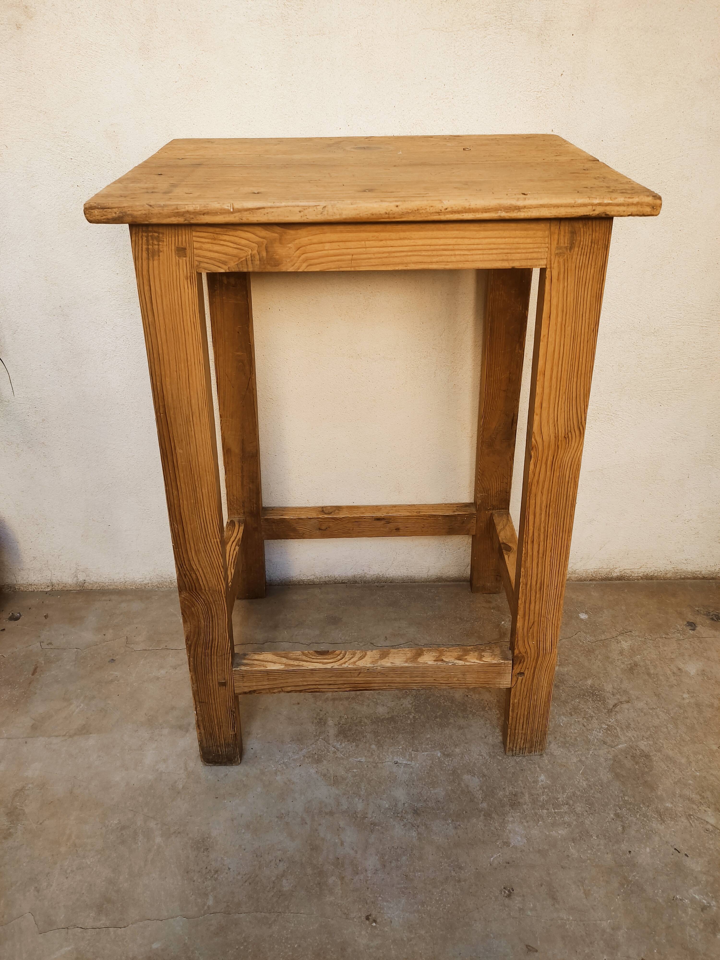 Table d'appoint