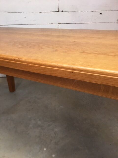 Table to eat solid blond oak oblong shape