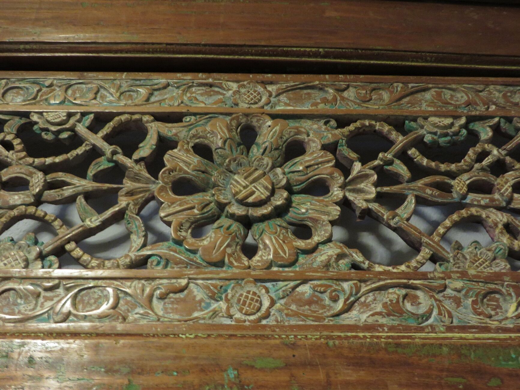 Antique pair of patinated teak doors, 1900