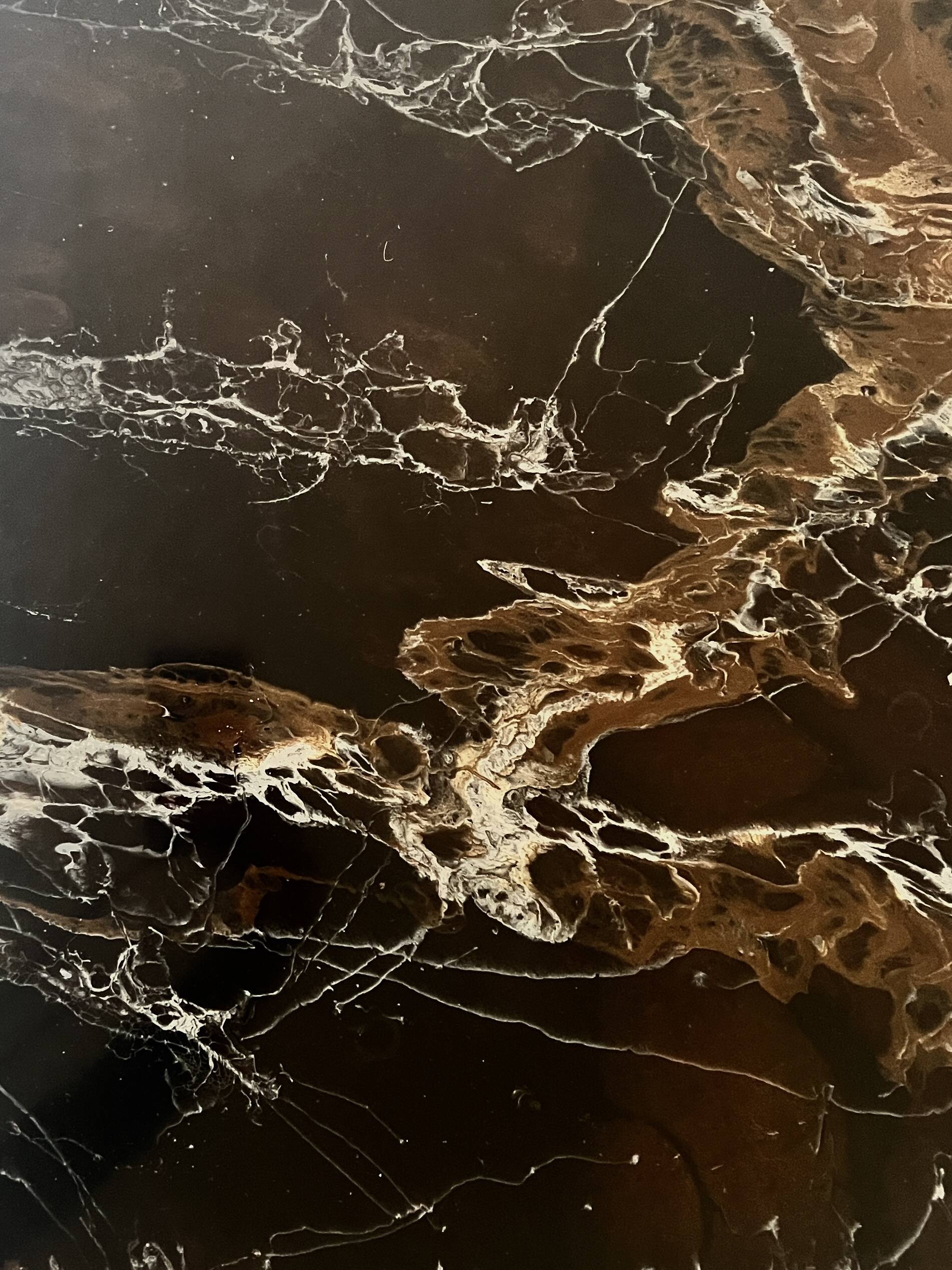 Table basse rectangulaire en résine marbre, design vers 1970